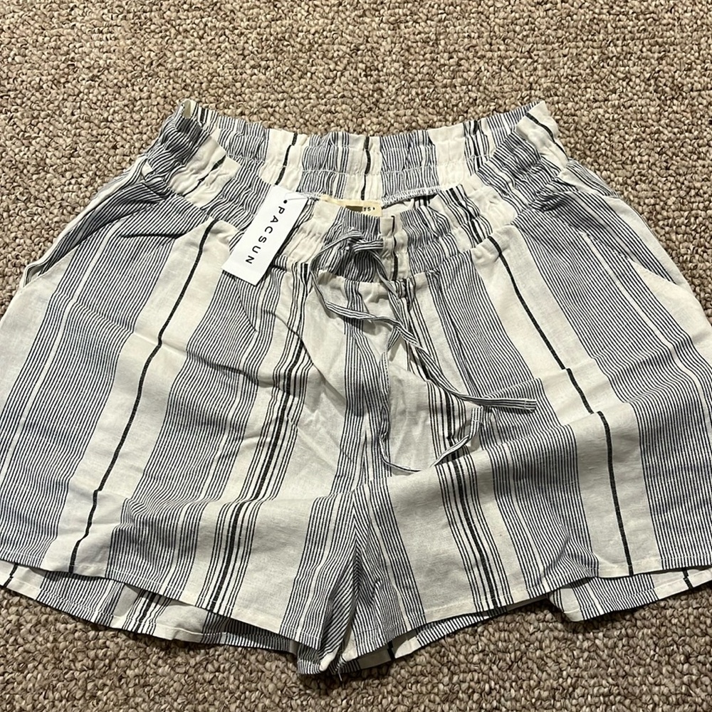 Pacsun LA Hearts linen shorts, L